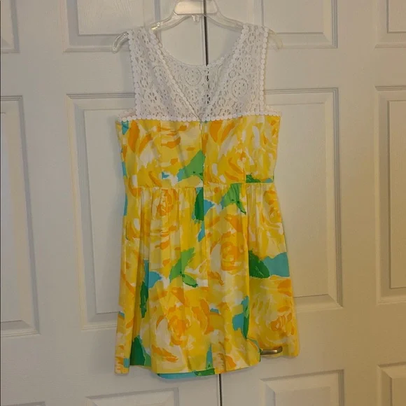 First Impression Yellow Roses Dress - Picture 4 of 4